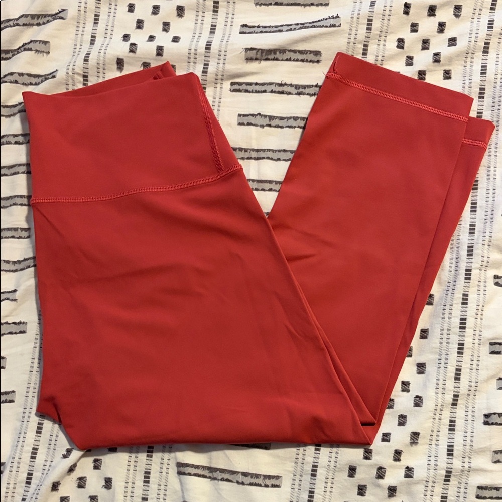 Lululemon Pink Cropped Leggings